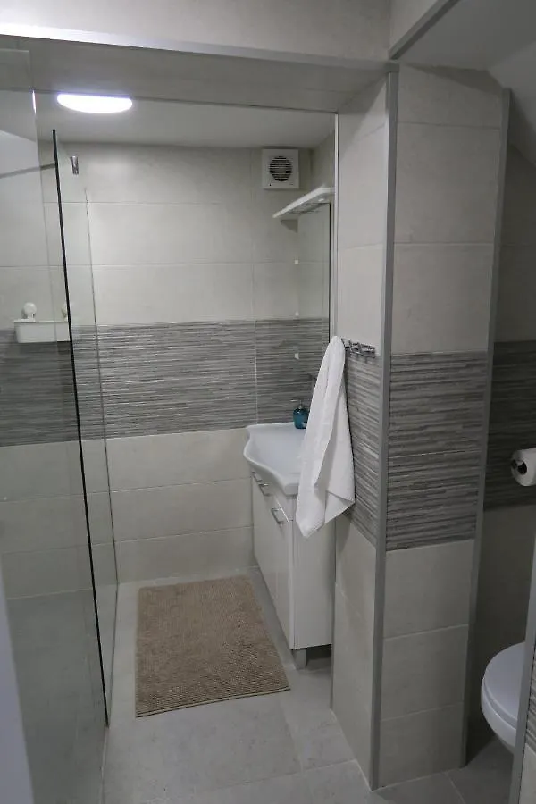 Holiday Home Ljubicic Baska   Baska (Krk)