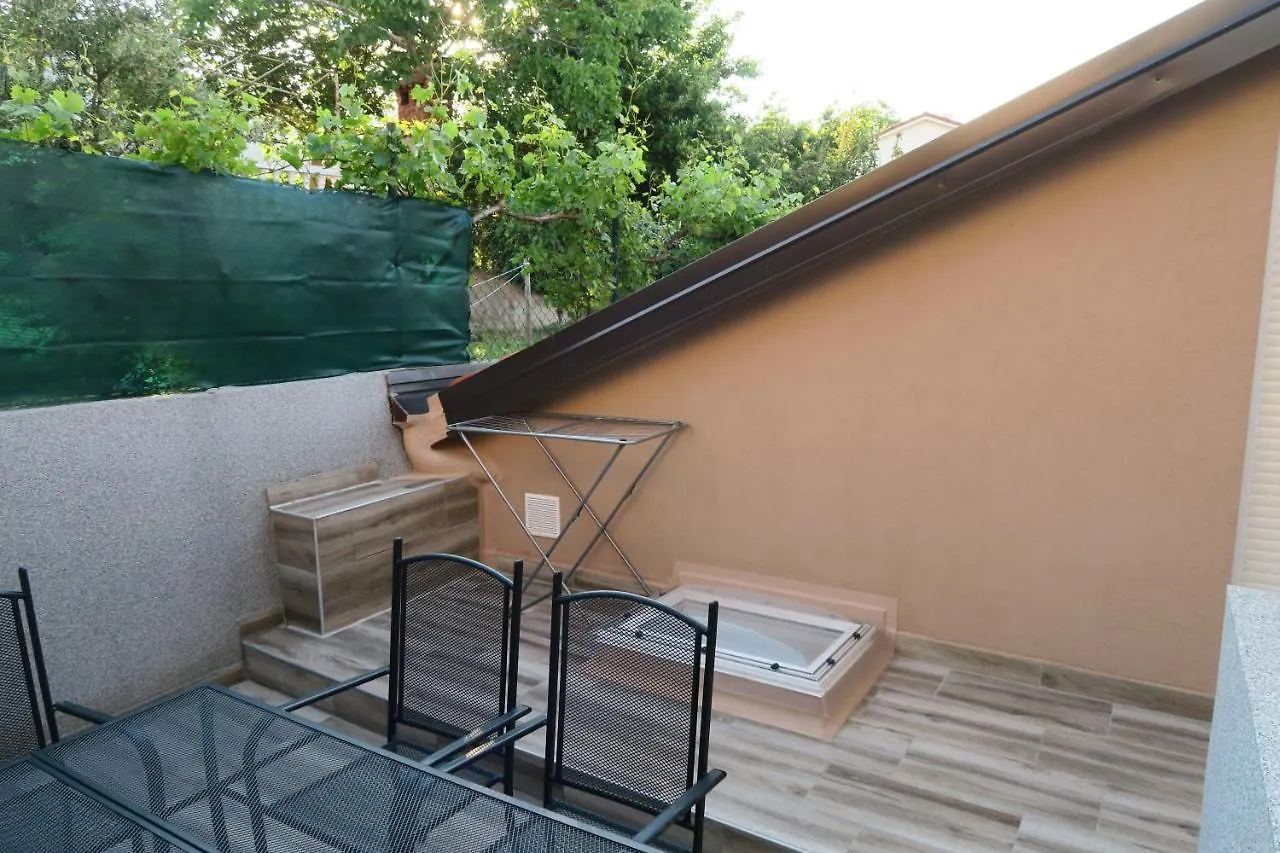 Holiday Home Ljubicic Baska  Baska (Krk)