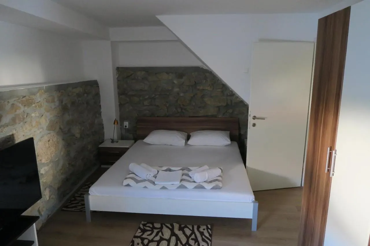 Holiday Home Ljubicic Baska  0*, Baska (Krk) Croatia